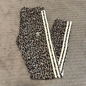 Adidas leopard print leggings